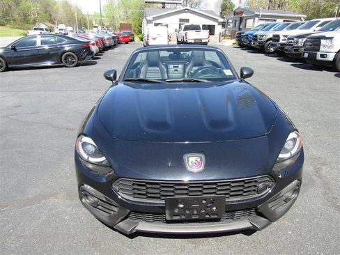 Used 2020 FIAT 124 Spider Abarth w/ Convenience Group image 30