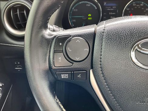 Used 2018 Toyota RAV4 Limited image 23