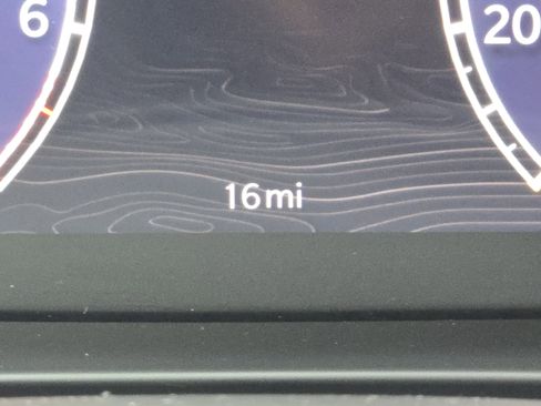 New 2026 Jeep Grand Cherokee Altitude image 30