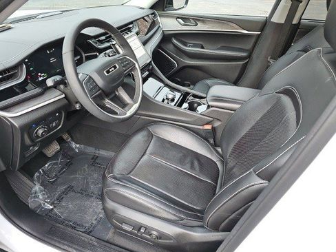 Used 2022 Jeep Grand Cherokee Limited 4xe w/ Luxury Tech Group II image 20