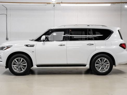 Used 2018 INFINITI QX80 2WD w/ Driver Assistance Package image 11