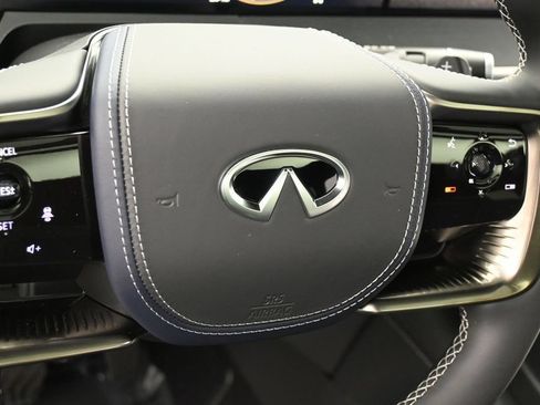 New 2027 INFINITI QX80 Sensory w/ Sport Exterior Package AWD/4WD image 12