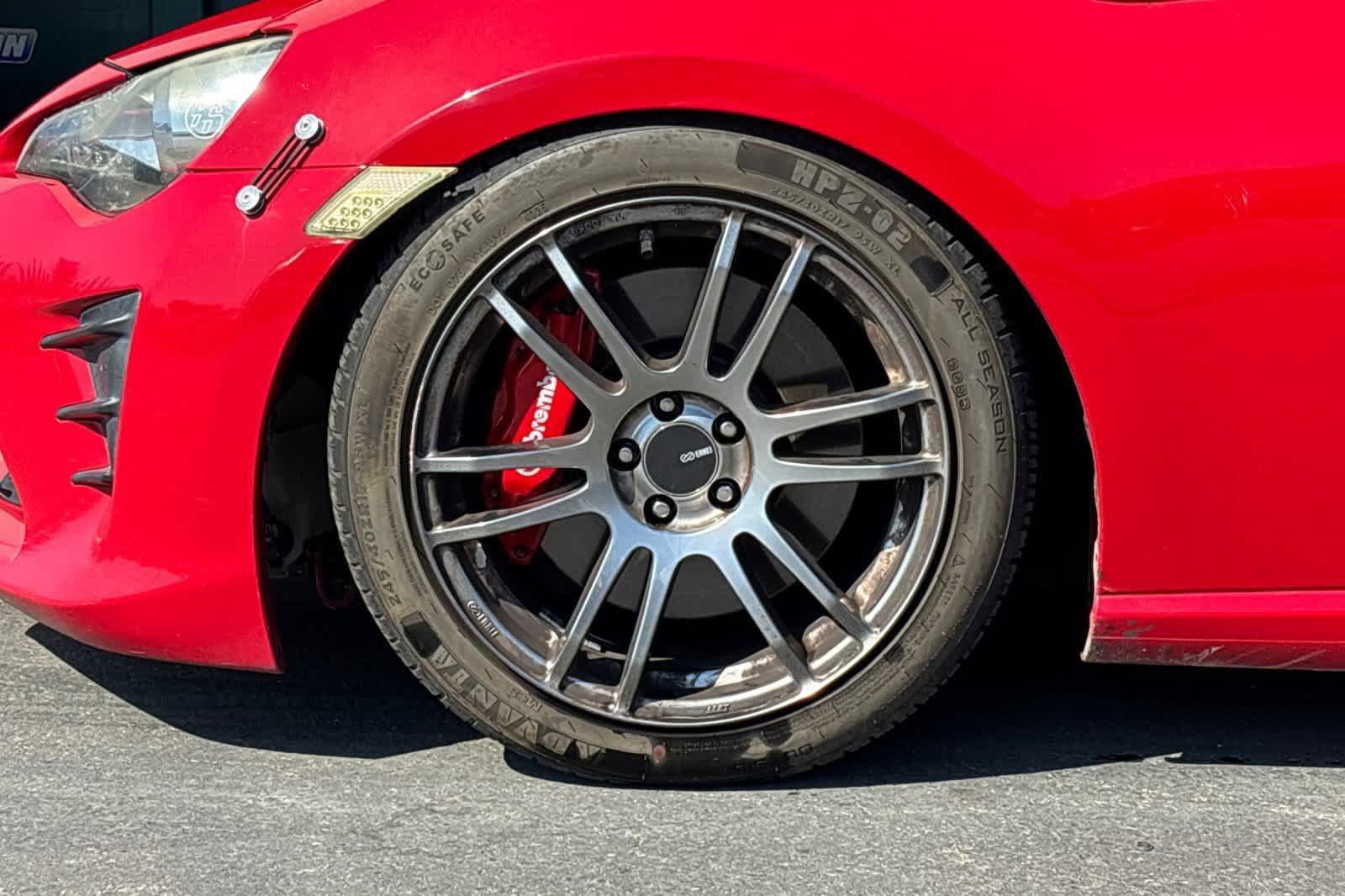 Used 2017 Toyota 86 RWD image 12