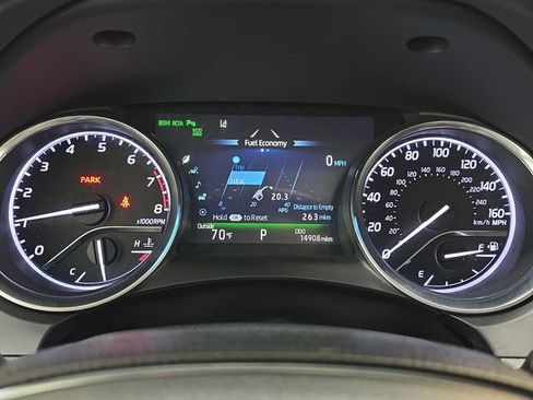Used 2018 Toyota Camry XLE w/ Driver Assist Package FWD image 18