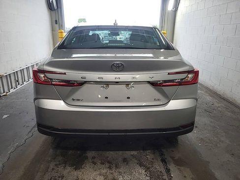Used 2025 Toyota Camry LE FWD image 7