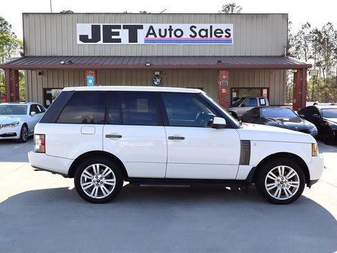 Used 2011 Land Rover Range Rover HSE LUX image 8