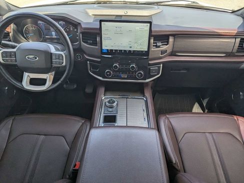 Used 2022 Ford Expedition Max Limited RWD image 16