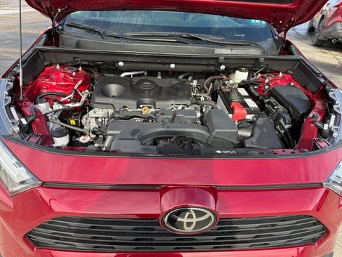 Used 2024 Toyota RAV4 XLE w/ Convenience Package image 37