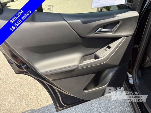 Used 2025 Chevrolet Equinox LT w/ Convenience Package II FWD image 26