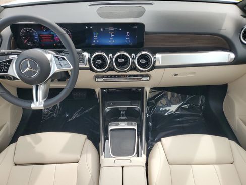 Used 2026 Mercedes-Benz GLB 250 image 16