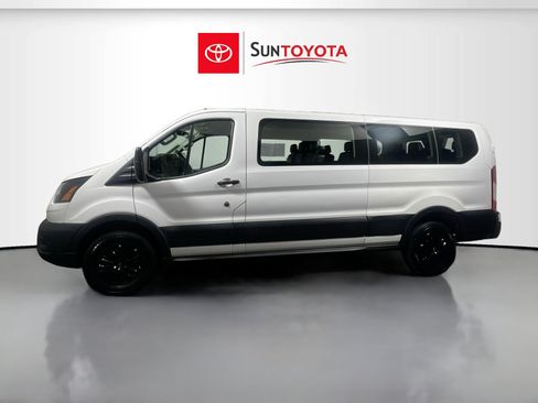 Used 2023 Ford Transit 350 XL image 7