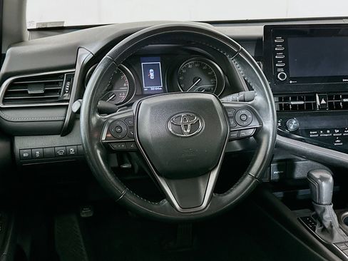 Used 2023 Toyota Camry SE FWD image 17
