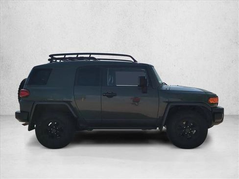Used 2011 Toyota FJ Cruiser 4WD w/ Trail Teams Special Edition image 4