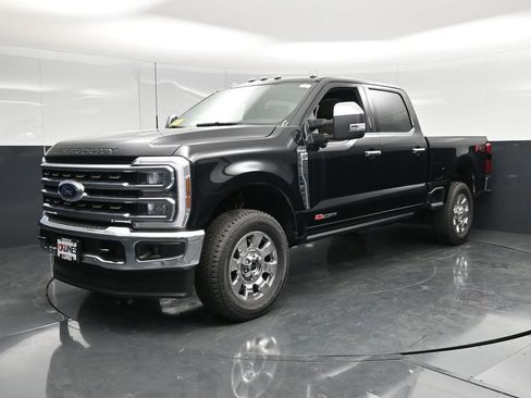 New 2026 Ford F250 King Ranch w/ Chrome Package AWD/4WD image 8