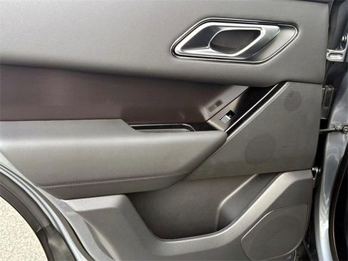 New 2026 Land Rover Range Rover Velar Dynamic SE image 11