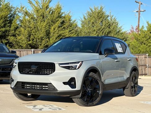 New 2026 Volvo XC40 B5 Ultra w/ Protection Package Premier AWD/4WD image 2
