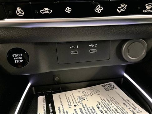 New 2025 Nissan Rogue SL image 29