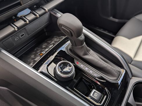 New 2026 Chevrolet Colorado Trail Boss AWD/4WD image 14
