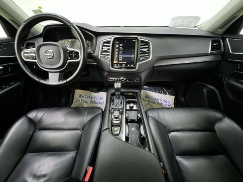 Used 2020 Volvo XC90 T6 Momentum w/ Protection Package Premier AWD/4WD image 18