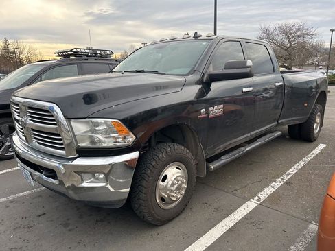 Used 2018 RAM 3500 Big Horn image 1