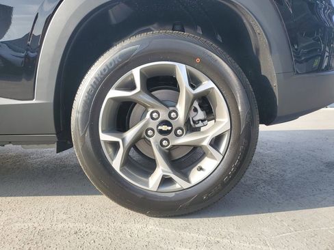 New 2026 Chevrolet Trax LT image 5