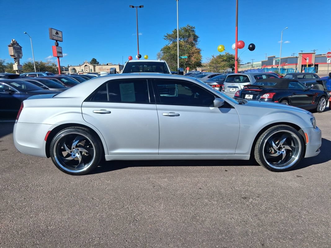 Used 2021 Chrysler 300 S RWD image 8