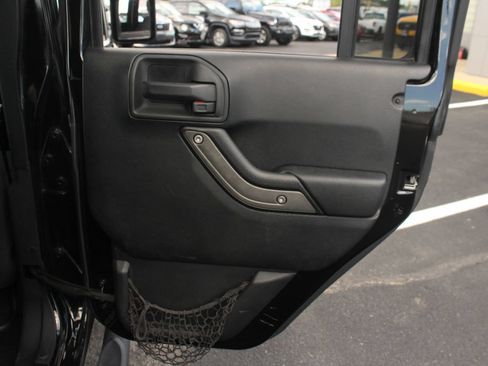 Used 2017 Jeep Wrangler Unlimited Sport w/ Quick Order Package 24S AWD/4WD image 21