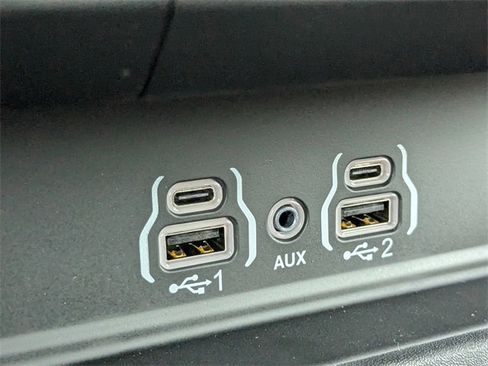 New 2026 RAM 1500 4x4 Crew Cab image 22