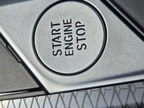 Used 2025 BMW 430i xDrive w/ M Sport Package image 22