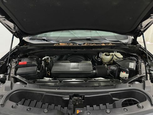 Used 2021 Chevrolet Suburban LT w/ LT Signature Package AWD/4WD image 26