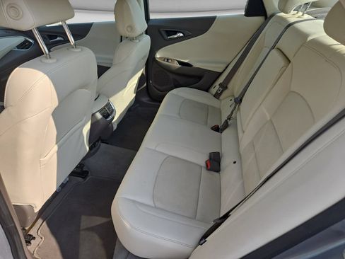 Used 2024 Chevrolet Malibu LT FWD image 34