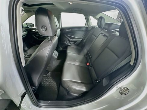 Used 2019 Volkswagen Jetta SE FWD image 28