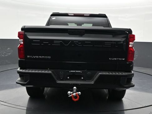 Used 2024 Chevrolet Silverado 1500 Custom image 4