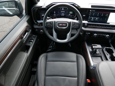 Used 2024 GMC Sierra 1500 SLT w/ SLT Premium Plus Package image 12