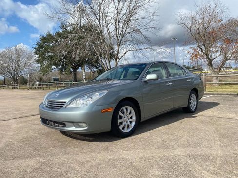 Used 2003 Lexus ES 330 FWD image 3