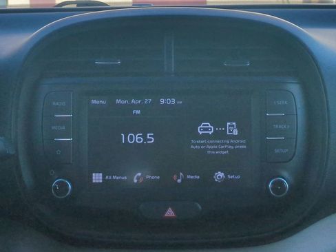 Used 2024 Kia Soul LX FWD image 20