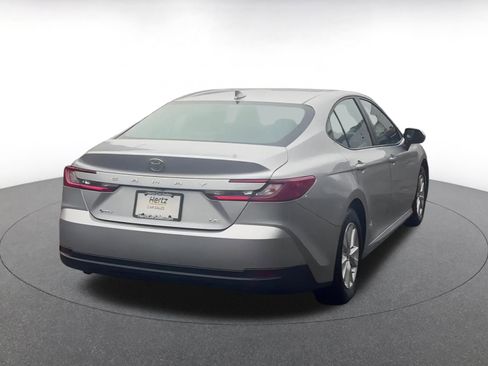 Used 2025 Toyota Camry LE image 14