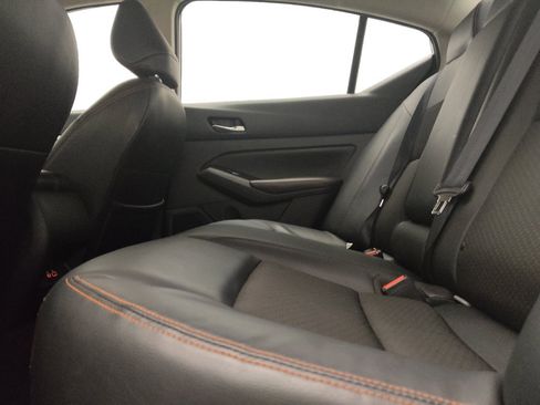 Used 2024 Nissan Altima 2.5 SR FWD image 18