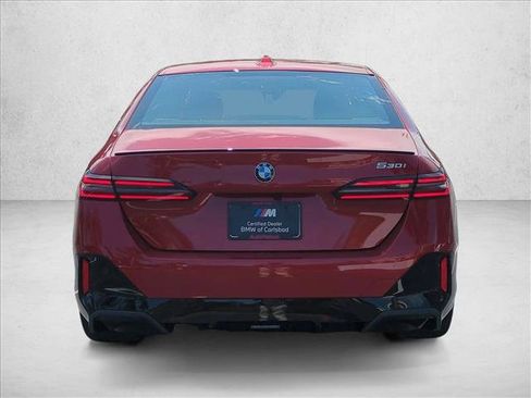 Used 2026 BMW 530i w/ M Sport Package RWD image 4