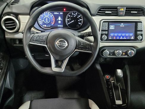Used 2021 Nissan Versa SV image 22