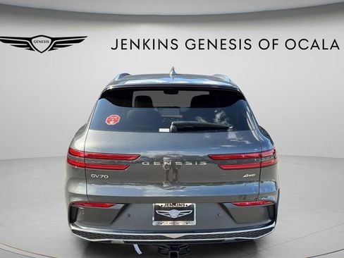 New 2026 Genesis GV70 2.5T Advanced w/ G1 Accessory Package AWD/4WD image 4