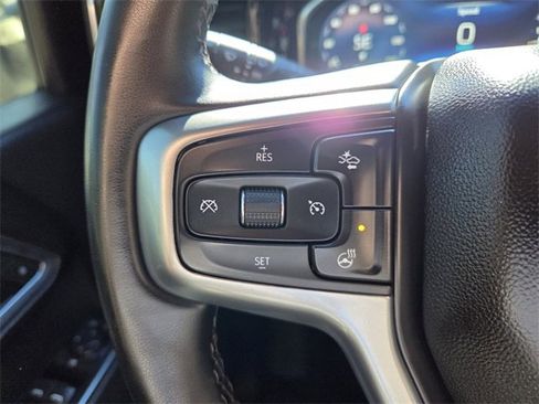 Used 2025 Chevrolet Silverado 2500 LT w/ Convenience Package image 37