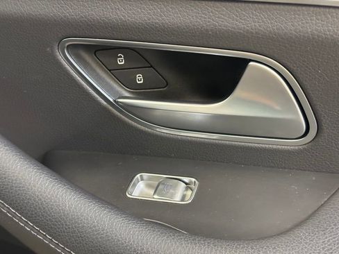 Used 2020 Mercedes-Benz GLE 450 4MATIC image 33