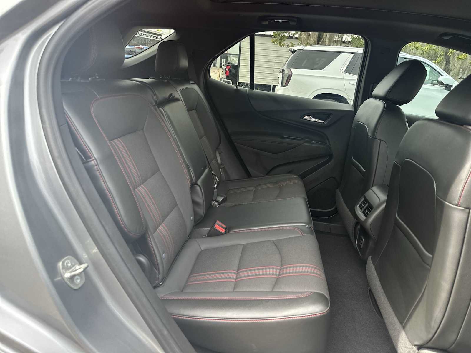 Certified 2023 Chevrolet Equinox RS FWD image 18