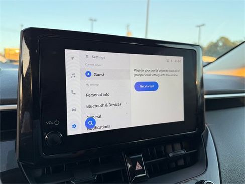 Used 2023 Toyota Corolla LE image 12