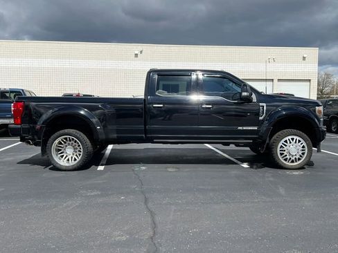 Certified 2022 Ford F450 Limited w/ FX4 Off-Road Package AWD/4WD image 49
