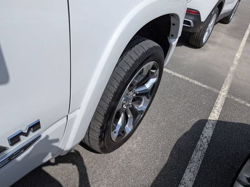 Used 2022 RAM 1500 Limited AWD/4WD image 12