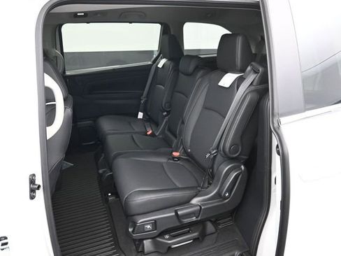 New 2026 Honda Odyssey EX-L image 10