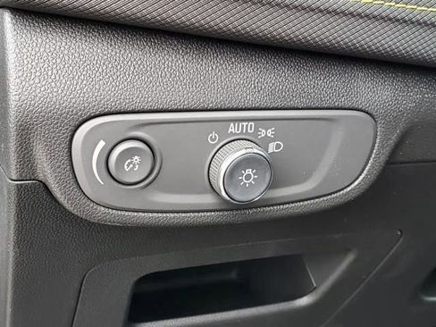 New 2025 Chevrolet TrailBlazer ACTIV w/ Convenience Package image 9