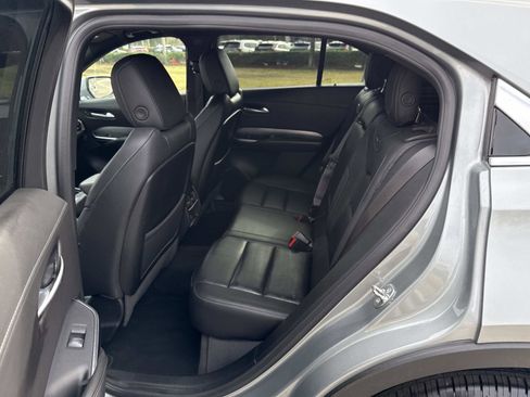 Used 2025 Cadillac XT4 Premium Luxury image 15